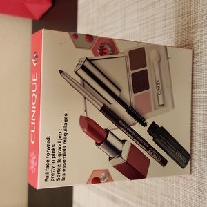 Clinque Piece Full Face Foward  Makeup Set
